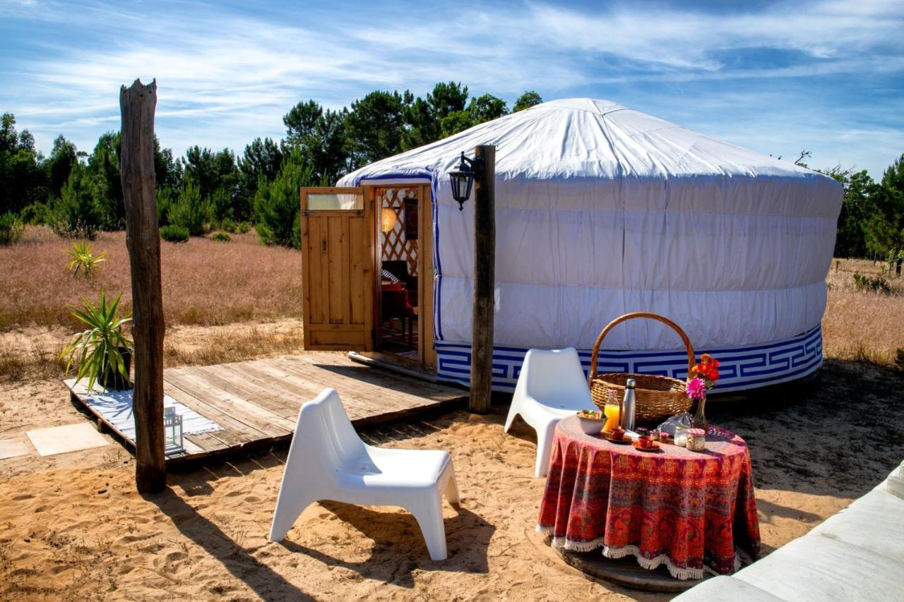 ホテル Goodmuda Tipi'S Grândola エクステリア 写真