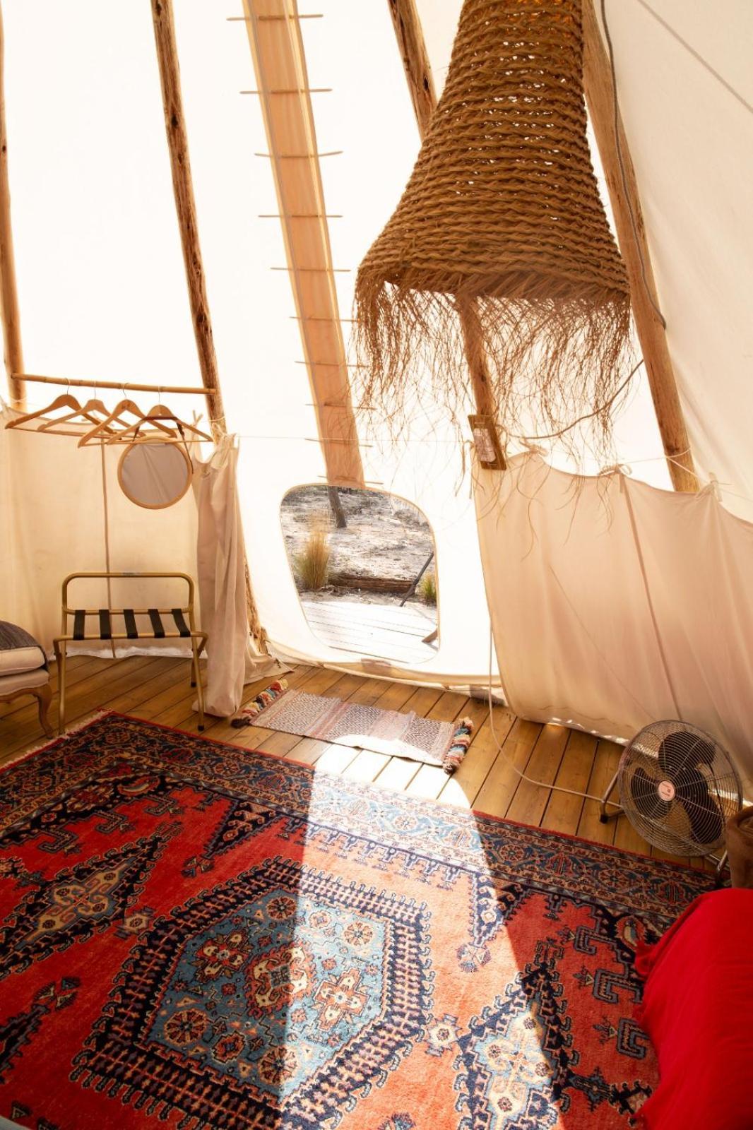 ホテル Goodmuda Tipi'S Grândola エクステリア 写真