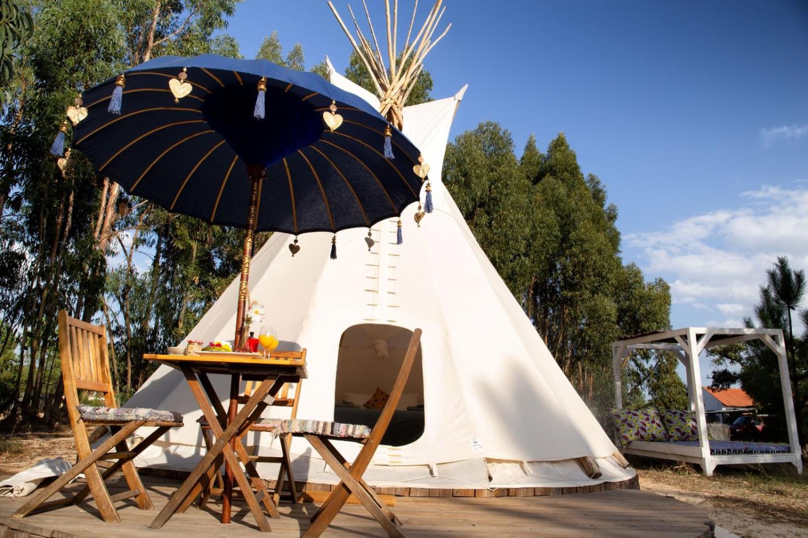 ホテル Goodmuda Tipi'S Grândola エクステリア 写真
